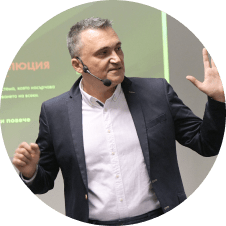 Боян Келчев